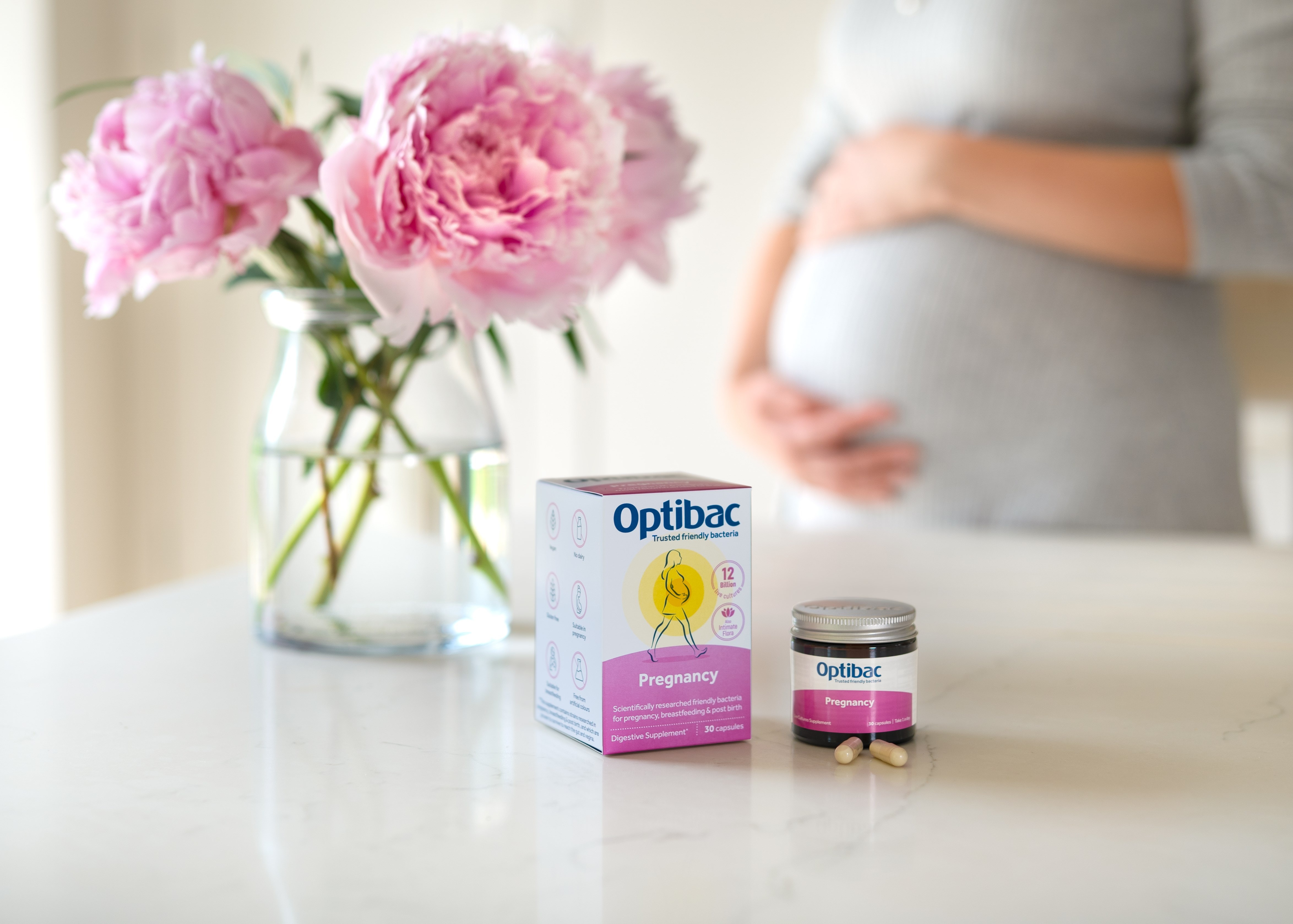 Optibac for pregnancy lifestyle shot