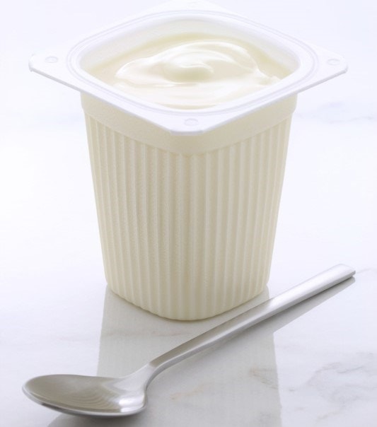 yoghurt with spoon 